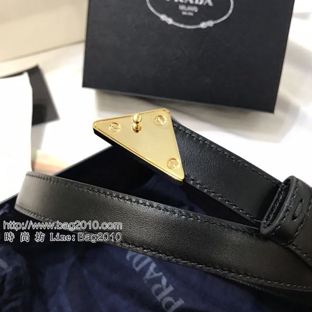 PRADA女士皮帶 普拉達經典塗琺瑯三角形腰帶  jjp2021
